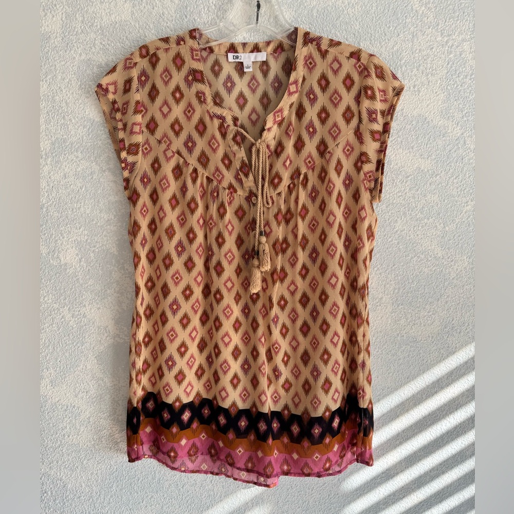 DR2 Women's Diamond Pattern Blouse - Brown and Pink